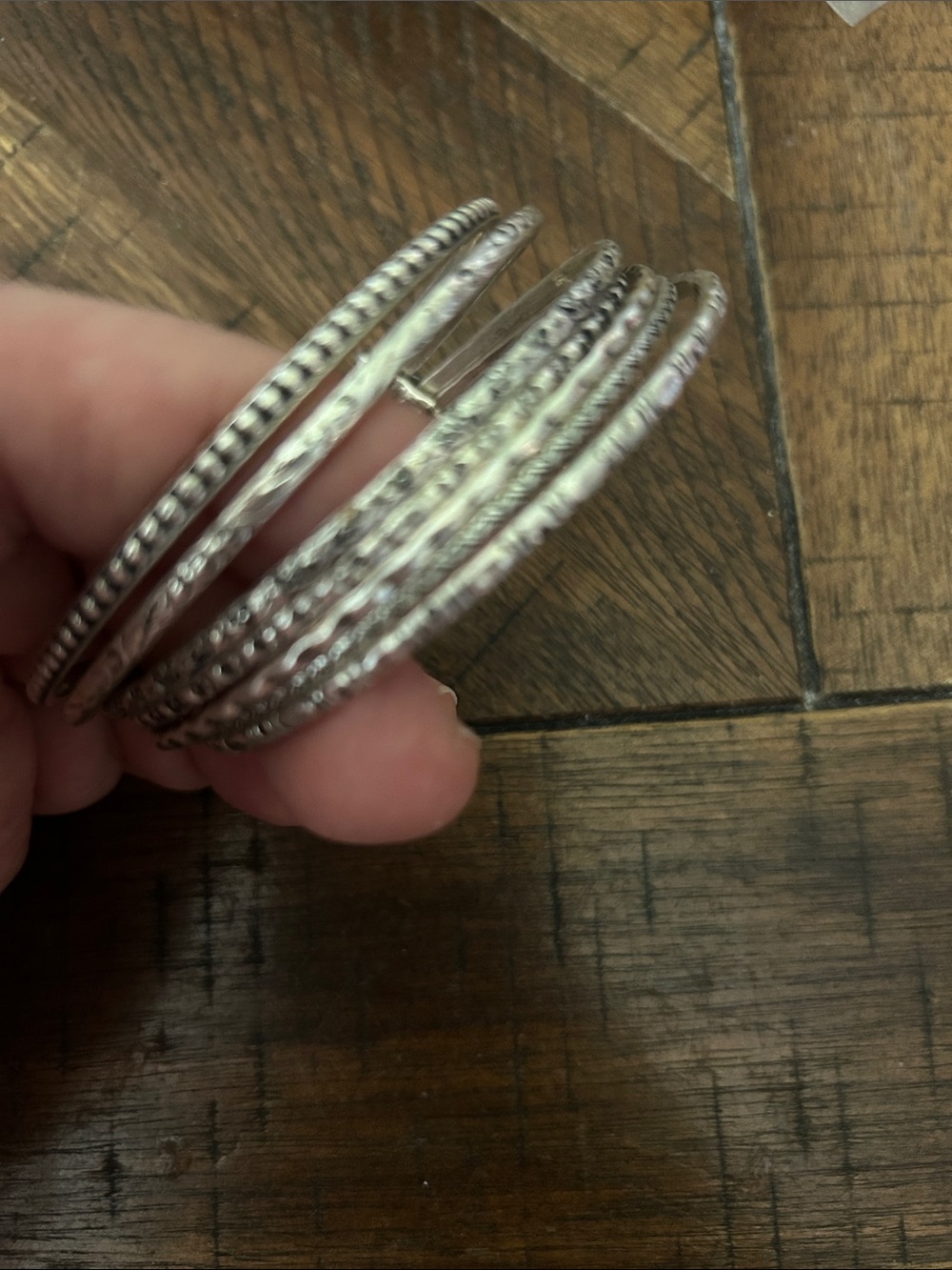 NWOT 7 Silver Textured Multi-Bangle Bracelet
